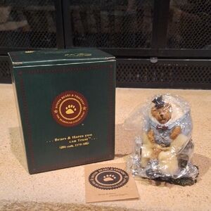 Boyds Collection Humpy Dumpy...All Cracked Up Style# 2458 NWT